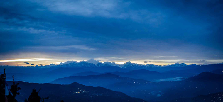 Kanchenjunga-as-seen-from-Rishop